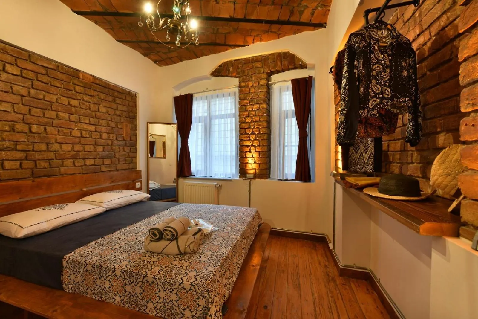 Historical & Retro House @Central Of Taksim Istanbul Apartment